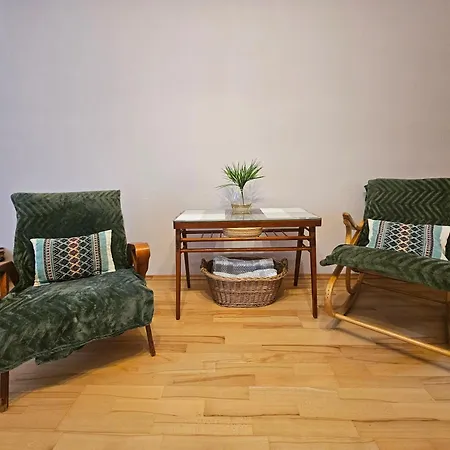 Apartman Pre Buducich Rodicov Lägenhet