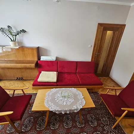 Lägenhet Apartman Pre Buducich Rodicov *