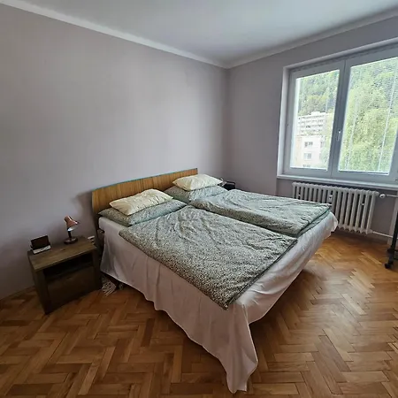 Apartman Pre Buducich Rodicov